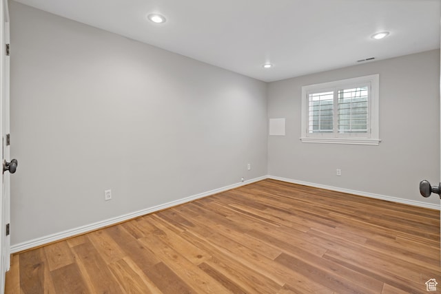 34 N Scenic Hills Cir E, North Salt Lake, UT 84054 - empty room with baseboards, light wood-style floors, and recessed lighting