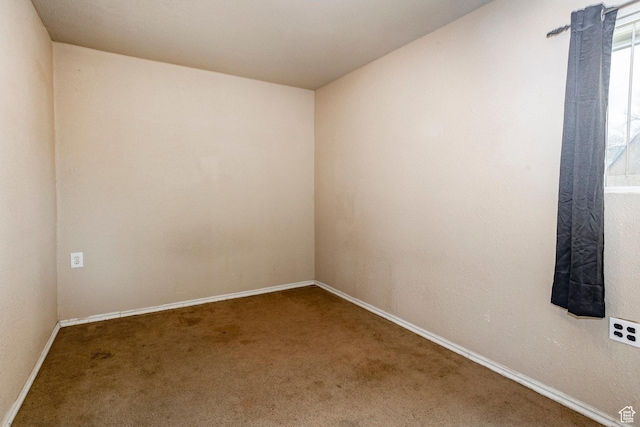 170 S 500 E, Duchesne, UT 84021 - unfurnished room featuring carpet floors and baseboards