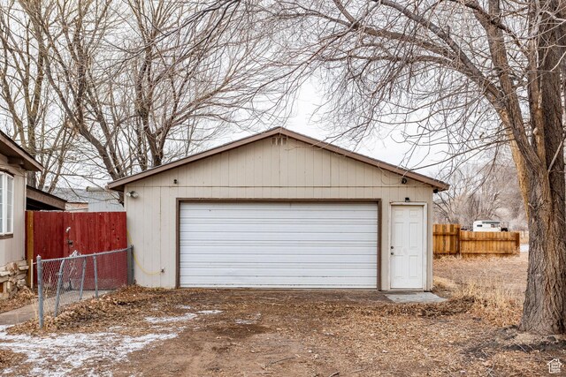 170 S 500 E, Duchesne, UT 84021 - detached garage featuring fence