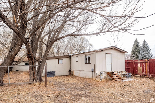 170 S 500 E, Duchesne, UT 84021 - exterior space with entry steps and fence