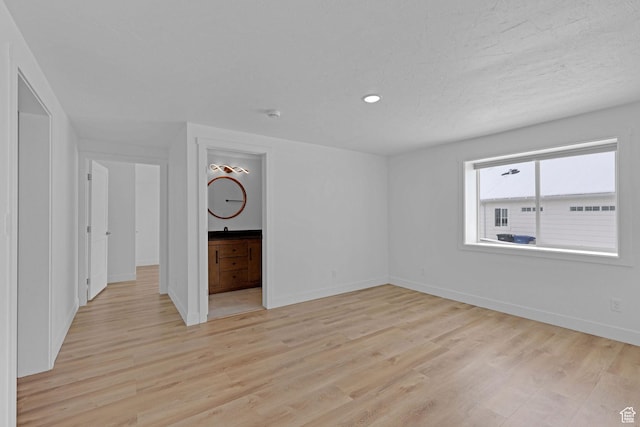 680 E 525 N, Providence, UT 84332 - empty room with light wood-style flooring, baseboards, and recessed lighting