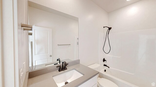 1396 S Castillo Rd W Unit 102, Spanish Fork, UT 84660 - full bathroom with toilet, vanity, and shower / bathtub combination