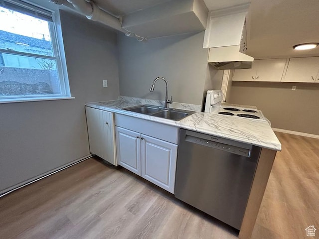 330 E 300 N, Price, UT 84501 - kitchen with exhaust hood, stainless steel dishwasher, light wood finished floors, a sink, and white range with electric cooktop
