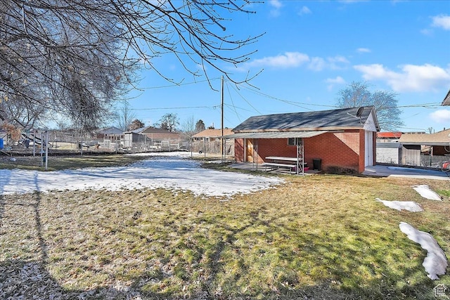 867 33rd St, Ogden, UT 84403 - view of yard with a residential view