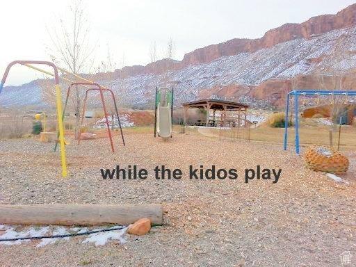 404 Cliffview Dr S Unit 404, Castle Valley, UT 84532