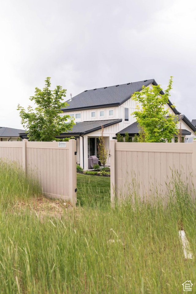 14102 S Sleepy Oaks Ln, Herriman, UT 84096 - back of house featuring fence