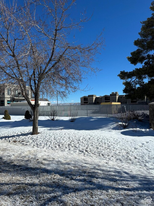 122 S Bear Blvd, Garden City, UT 84028