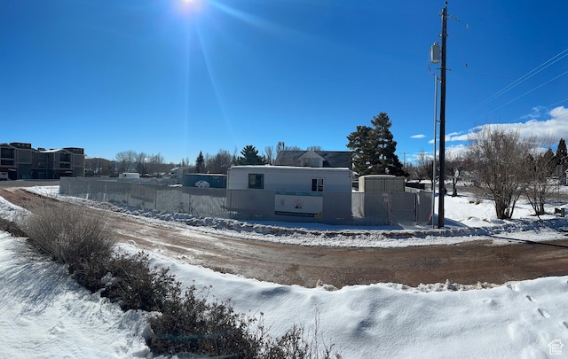 122 S Bear Blvd, Garden City, UT 84028