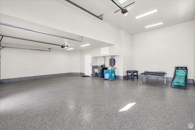 5159 W 2200 S, Hurricane, UT 84737 - garage with a sink and a garage door opener