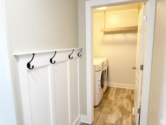 2825 S 400 W, Vernal, UT 84078 - laundry room with washer and clothes dryer and baseboards