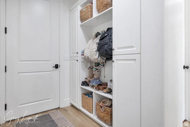 395 W Granite Dr, Washington, UT 84780 - mudroom featuring light wood-style floors