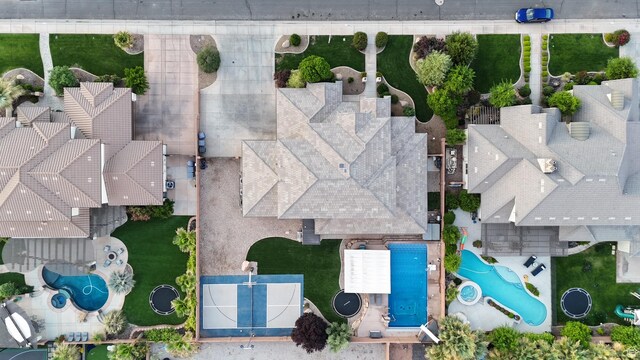 395 W Granite Dr, Washington, UT 84780 - bird's eye view of a pool
