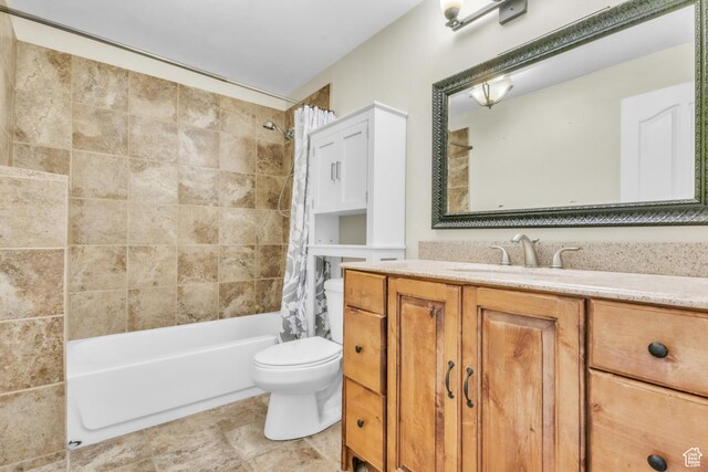 2172 S Dakota Ave, Provo, UT 84606 - bathroom with toilet, shower / bath combination with curtain, and vanity