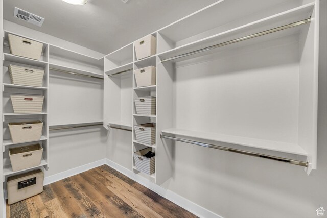 530 W Cougar Way, Ivins, UT 84738 - walk in closet with dark wood-style floors and visible vents
