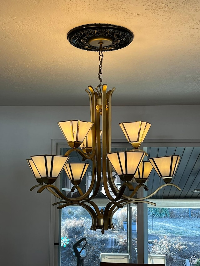 room details featuring a textured ceiling