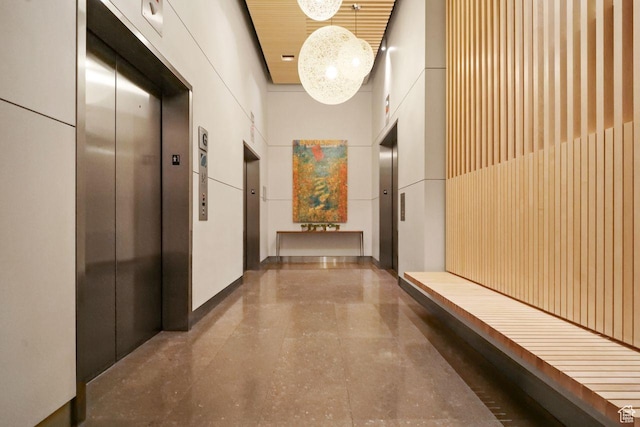 35 E 100 S Unit 1109, Salt Lake City, UT 84111 - corridor featuring a towering ceiling and elevator