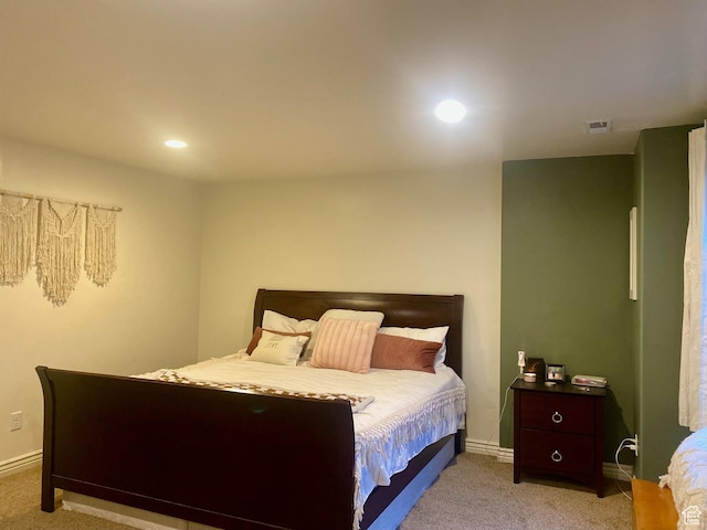 10611 S Oquirrh Lake Rd W, South Jordan, UT 84009 - bedroom with visible vents, light carpet, baseboards, and recessed lighting