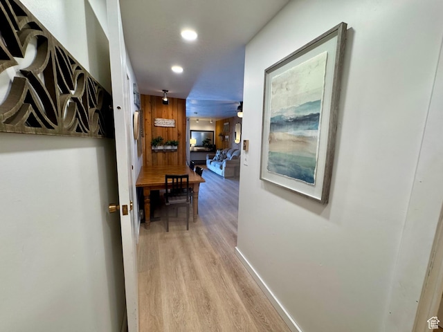 2176 S Bear Blvd Unit 316, & Garden City, UT 84028 - hall featuring baseboards, light wood finished floors, and recessed lighting