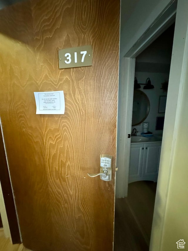 2176 S Bear Blvd Unit 316, & Garden City, UT 84028 - details featuring a sink