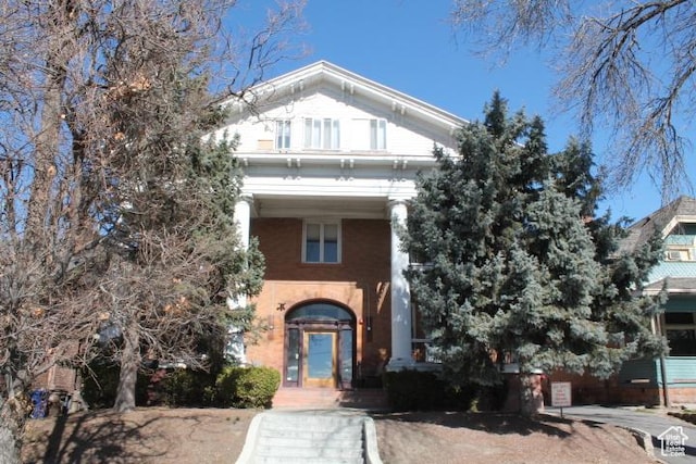 653 E 300 S, Salt Lake City, UT 84102 - view of neoclassical home