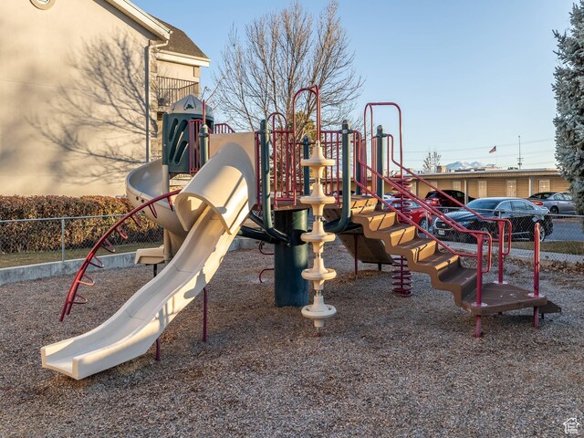 177 S 1050 W Unit 19, Provo, UT 84601 - communal playground featuring fence