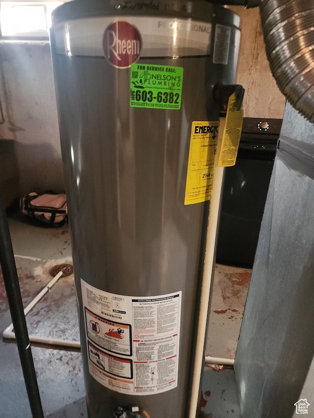 1105 9th St, Ogden, UT 84404 - utilities featuring water heater