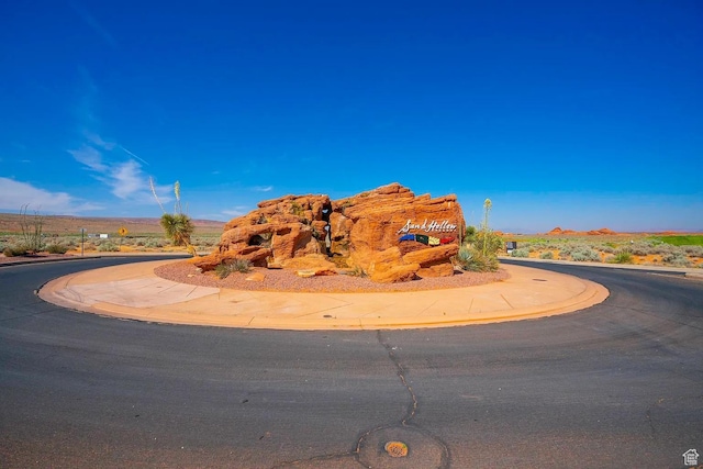 5417 W Copper Cliffs Way, Hurricane, UT 84737 - mountain view