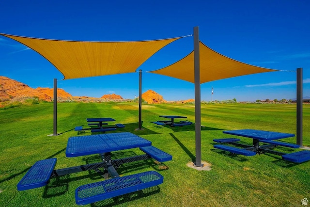 5417 W Copper Cliffs Way, Hurricane, UT 84737 - view of property's community featuring a lawn