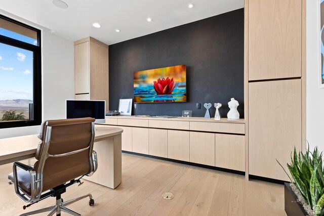 2031 E Pinnacle Dr, St George, UT 84790 - home office with an accent wall, light wood finished floors, and recessed lighting