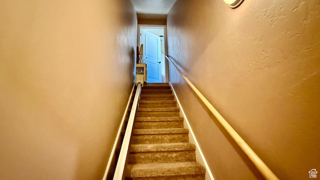 3922 W Nipoma Dune Dr, South Jordan, UT 84009 - photo 39