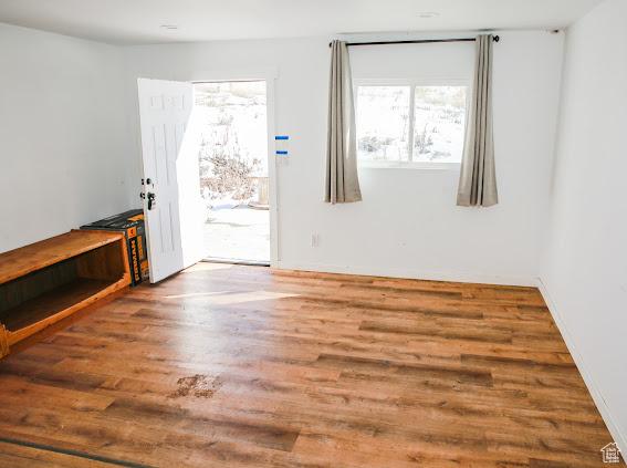 1290 Echo Crk Unit 2, Echo, UT 84024 - foyer entrance featuring a wealth of natural light and wood finished floors