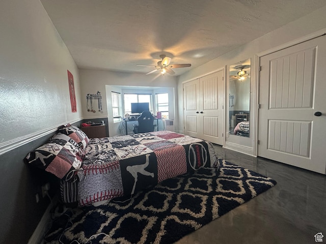 bedroom featuring a ceiling fan