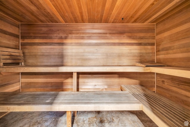 view of sauna / steam room