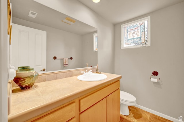 1657 N Kayenta Dr, Ivins, UT 84738 - half bath with toilet, vanity, and baseboards