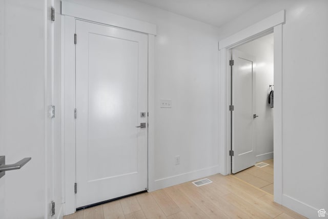 134 N Eden Brook Way, Saratoga Springs, UT 84045 - entryway featuring baseboards, visible vents, and light wood finished floors