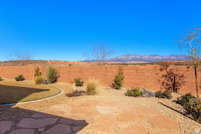 4712 W 2820 S, Hurricane, UT 84737 - fenced backyard with a mountain view