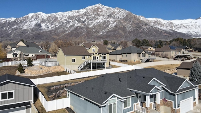 view of mountain feature featuring a residential view