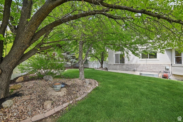 11732 S Lampton View Dr W, South Jordan, UT 84095 - view of grassy yard