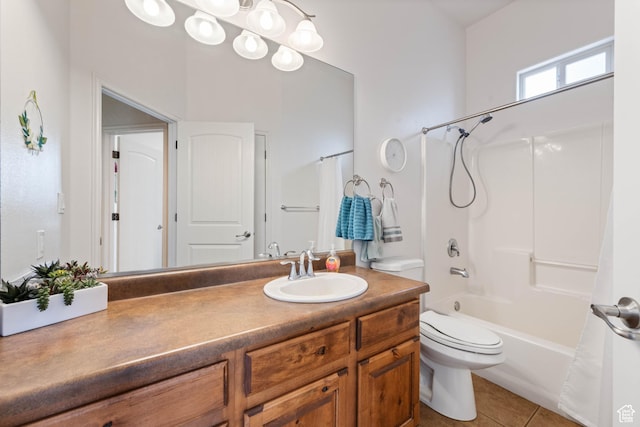 155 W 960 S, Hurricane, UT 84737 - full bath with toilet, tile patterned floors, vanity, and shower / bath combination with curtain