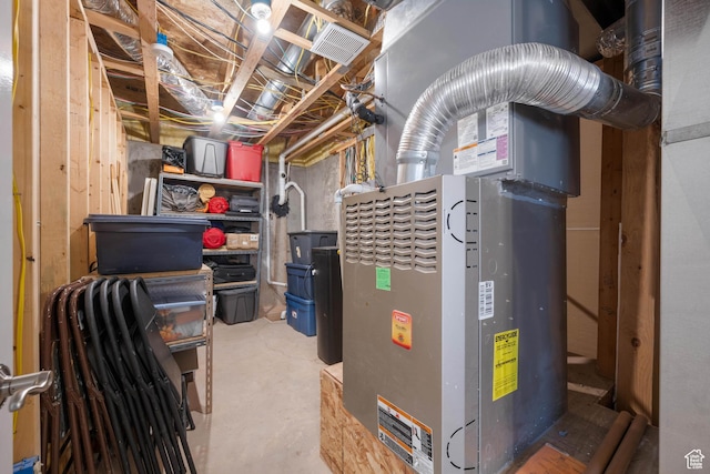 155 W 960 S, Hurricane, UT 84737 - utility room with visible vents and heating unit