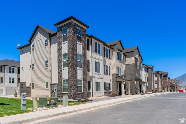 4778 S 710 W Unit L304, Mapleton, UT 84664 - photo 1