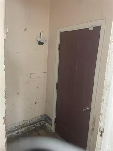 161 E 4th S, Soda Springs, ID 83276 - hallway featuring concrete floors