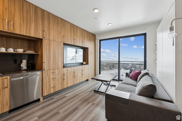 2670 W Canyons Resort Dr Unit 325, Park City, UT 84098 - living room featuring light wood-style flooring