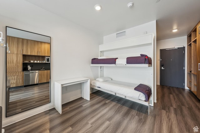 2670 W Canyons Resort Dr Unit 325, Park City, UT 84098 - bedroom with dark wood-type flooring, visible vents, and recessed lighting