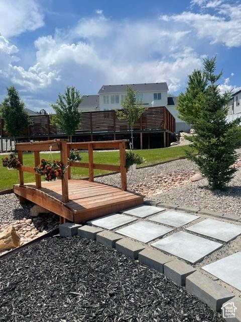 11619 S Halcom Dr, South Jordan, UT 84095 - view of wooden terrace