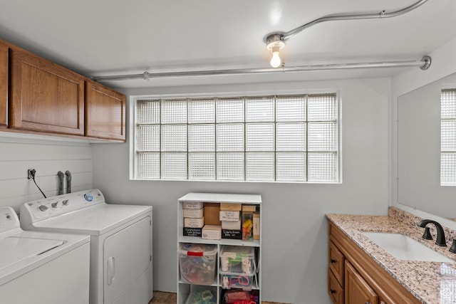 162 S 3 E, Preston, ID 83263 - laundry area featuring a sink, cabinet space, and washing machine and dryer