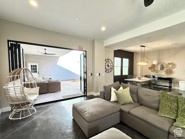 4258 W Cambridge Pkwy, Hurricane, UT 84737