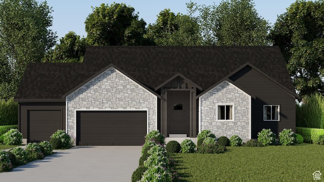 view of front of house featuring a garage, roof with shingles, driveway, and a front lawn