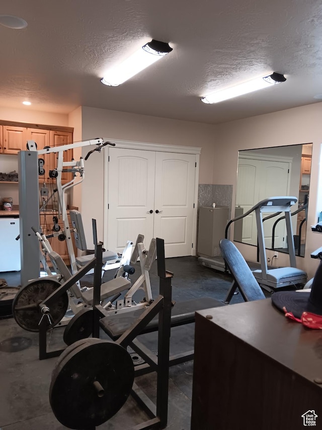 4680 N 4500 W, Cedar City, UT 84721 - workout room featuring a textured ceiling