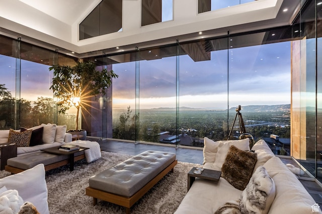 3826 E Thousand Oaks Cir, Salt Lake City, UT 84124 - community lobby with a mountain view